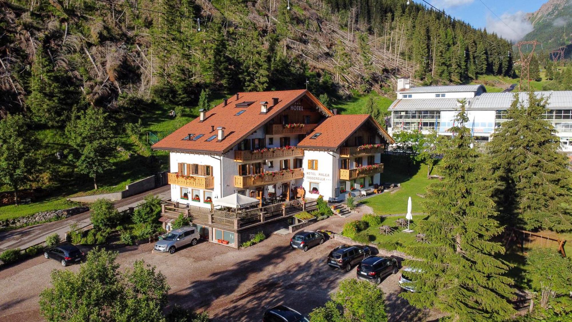 Hotel Malga Passerella Моена Екстер'єр фото